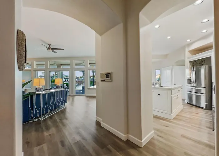 Edgewater Gilbert